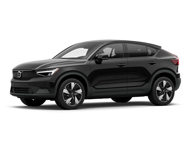 2024 VOLVO C40
