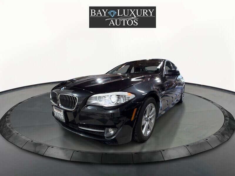 BMW 528i