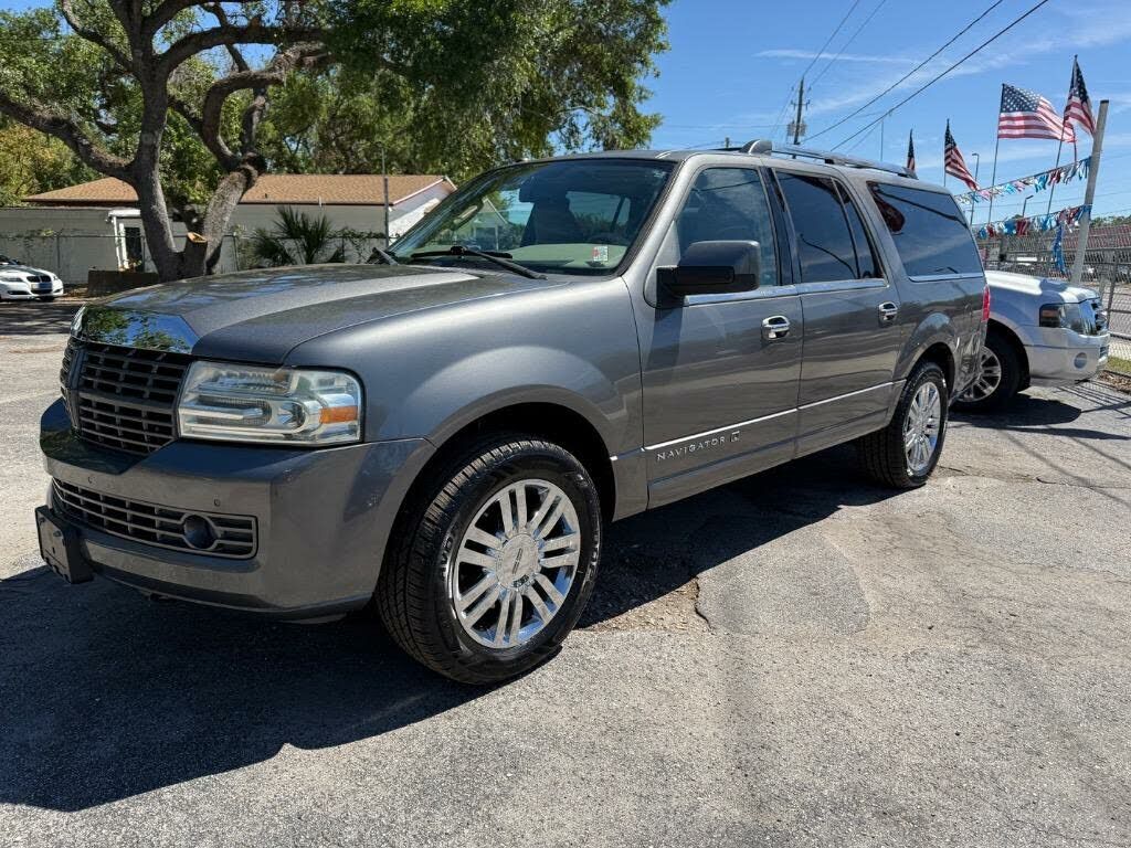 Lincoln Navigator