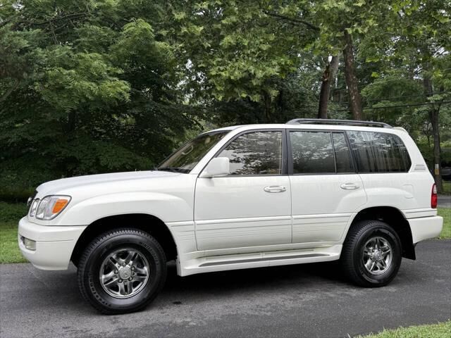 Lexus LX