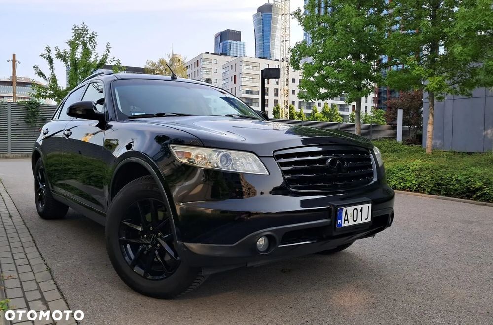 Infiniti FX35