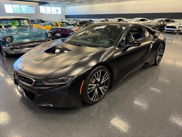 BMW i8