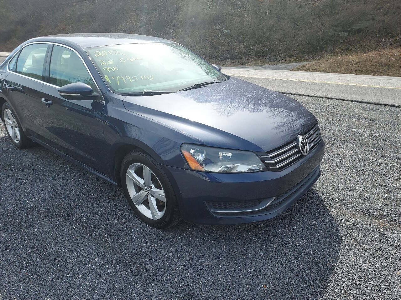 2012 VOLKSWAGEN Passat
