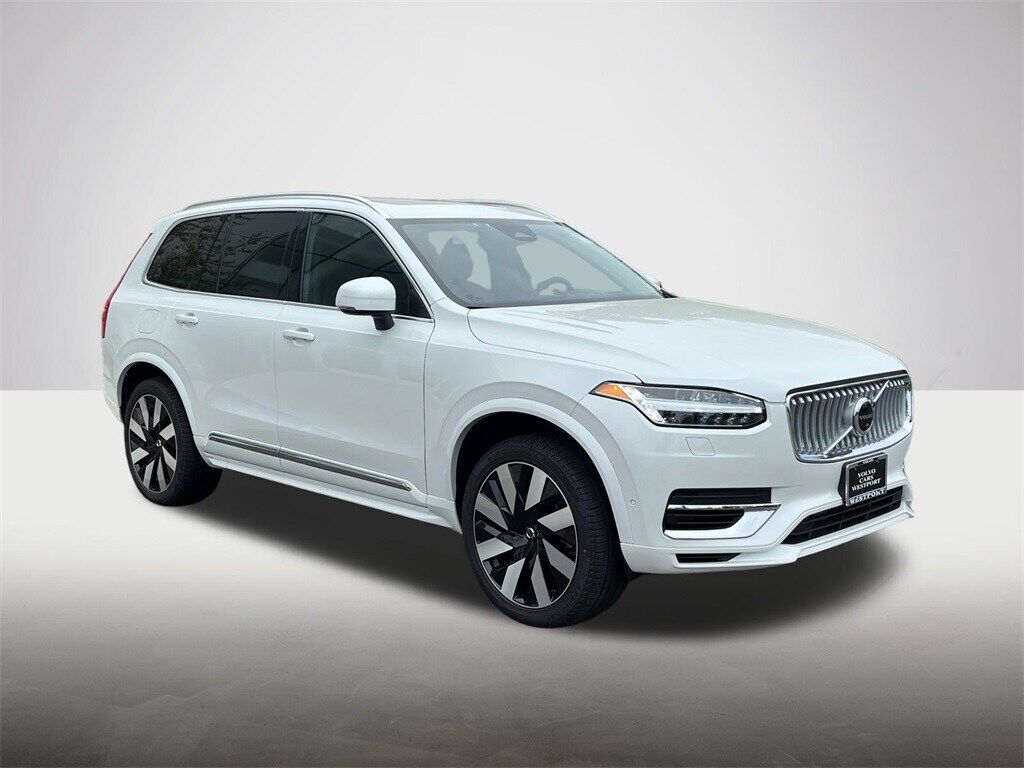 2025 VOLVO XC90