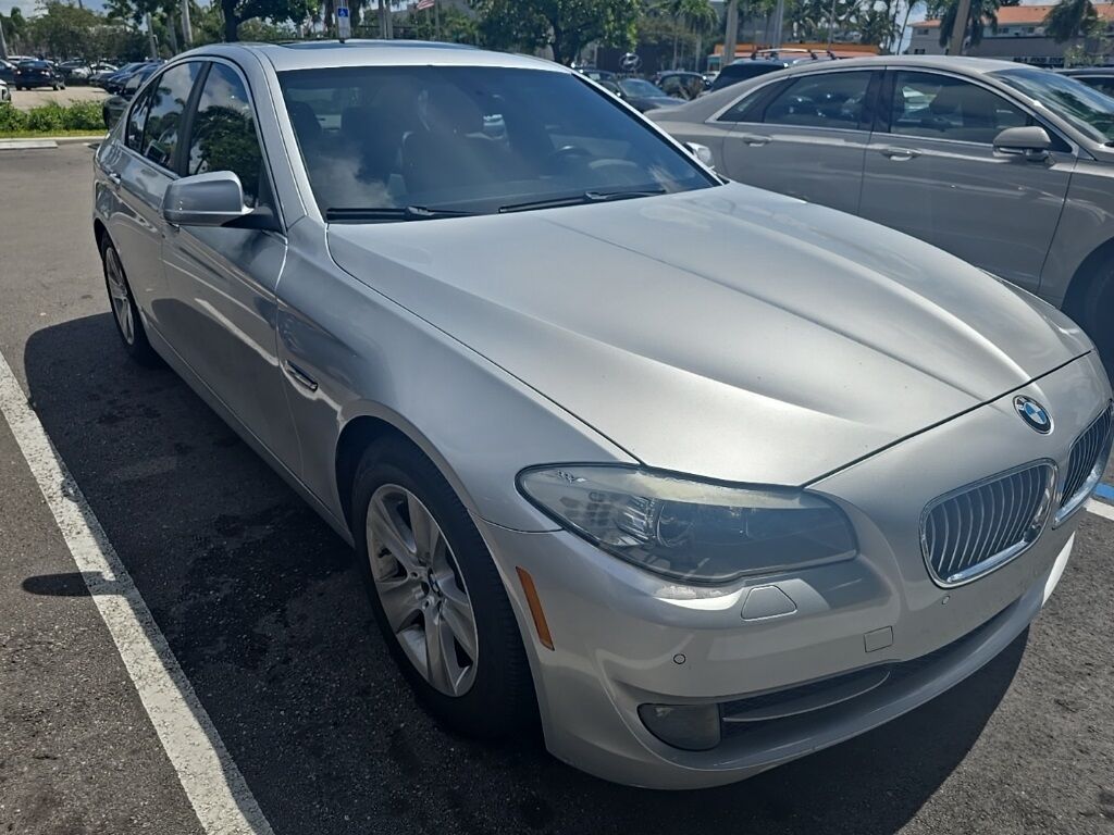 BMW 528i