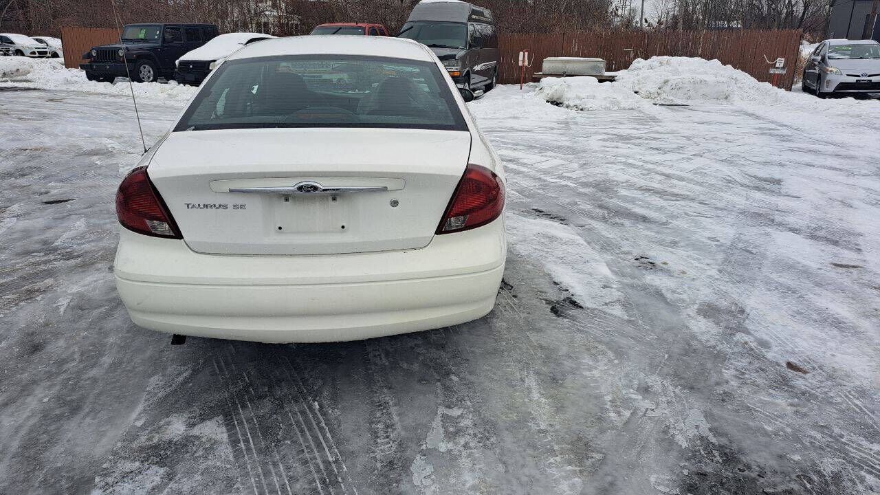 2000 FORD Taurus