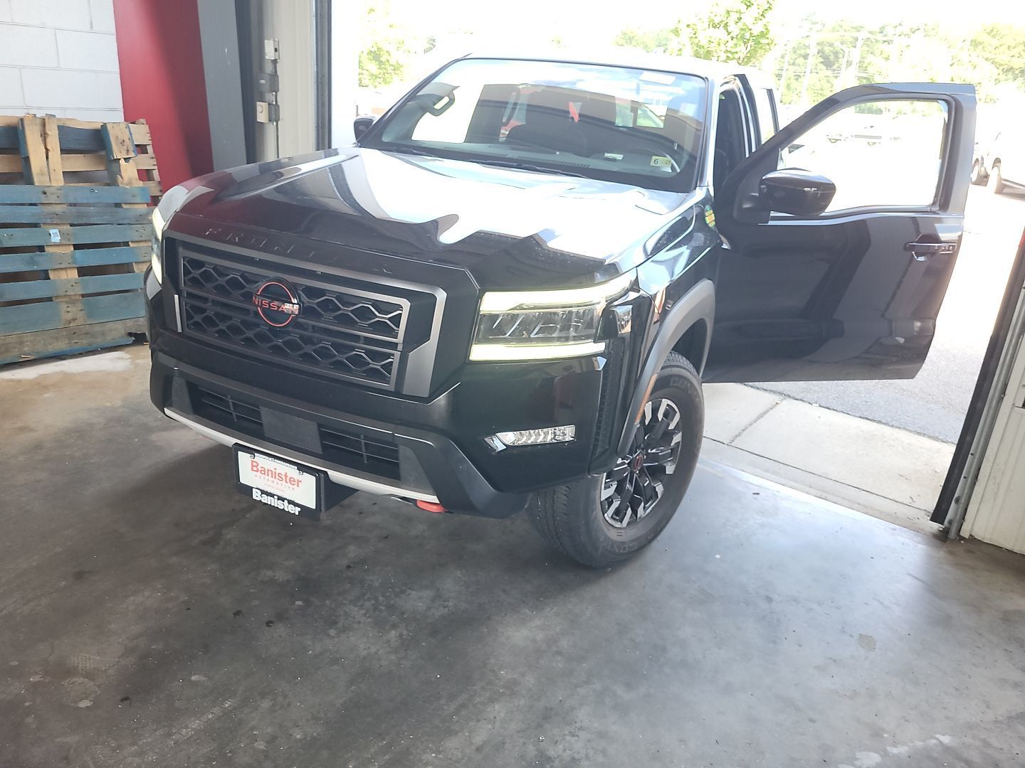 NISSAN