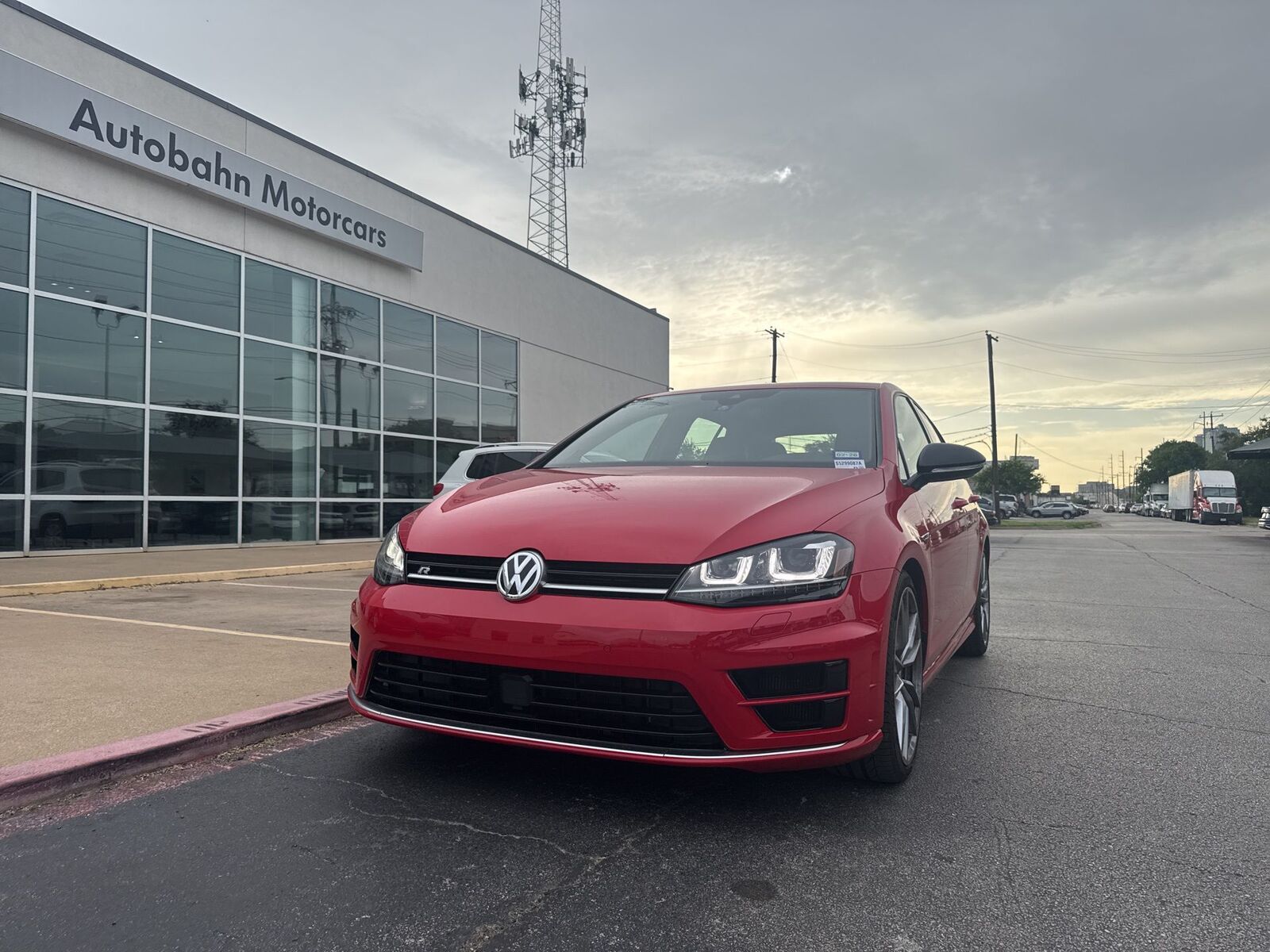 Volkswagen Golf R