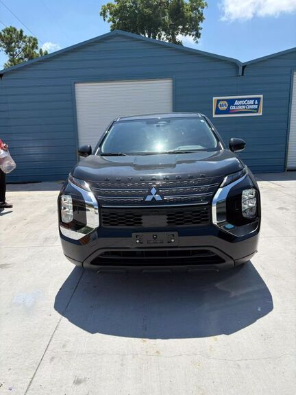 2023 MITSUBISHI Outlander