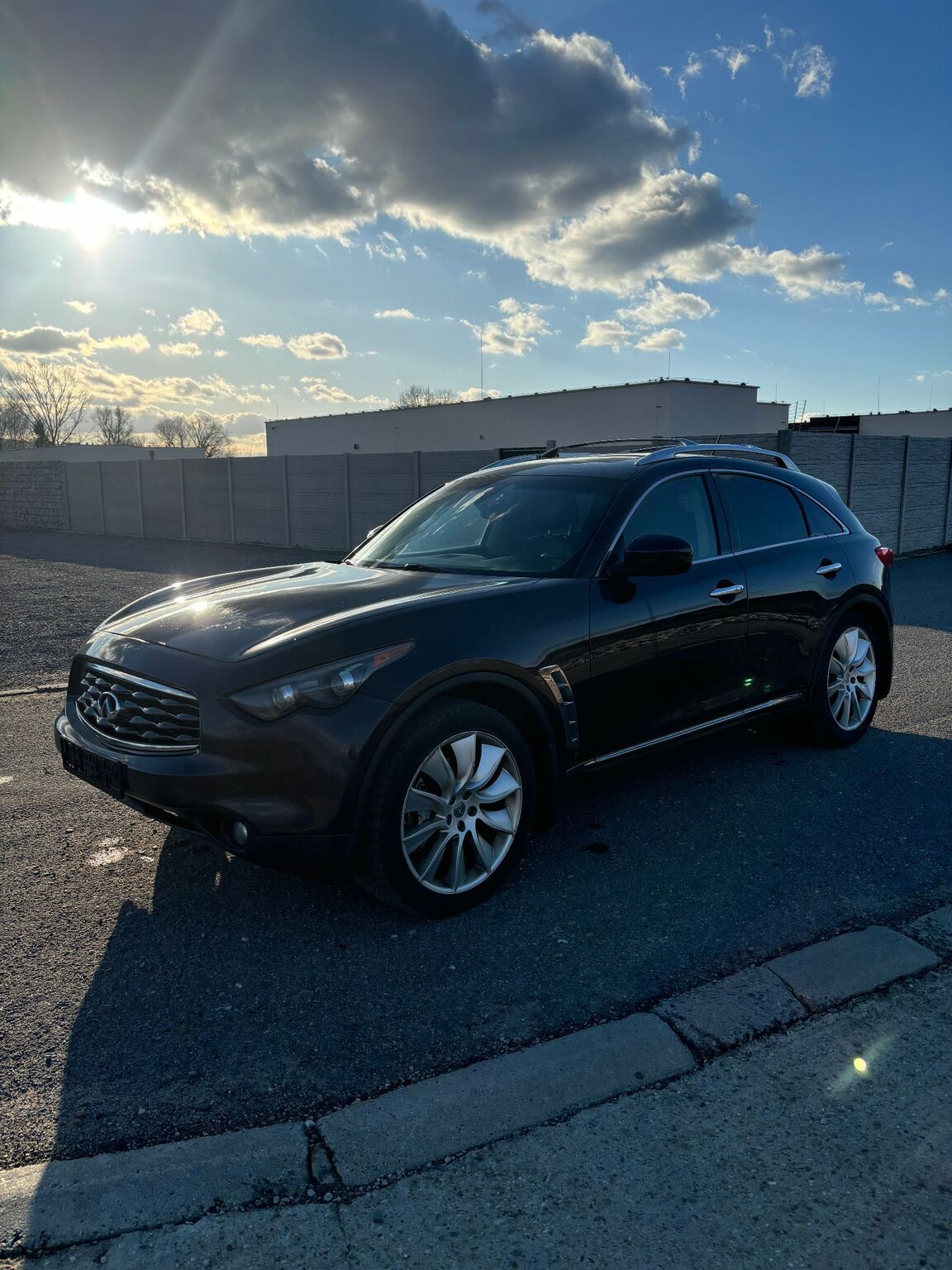 Infiniti FX50