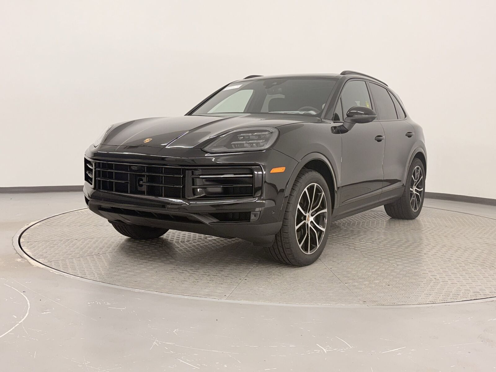 2025 PORSCHE Cayenne