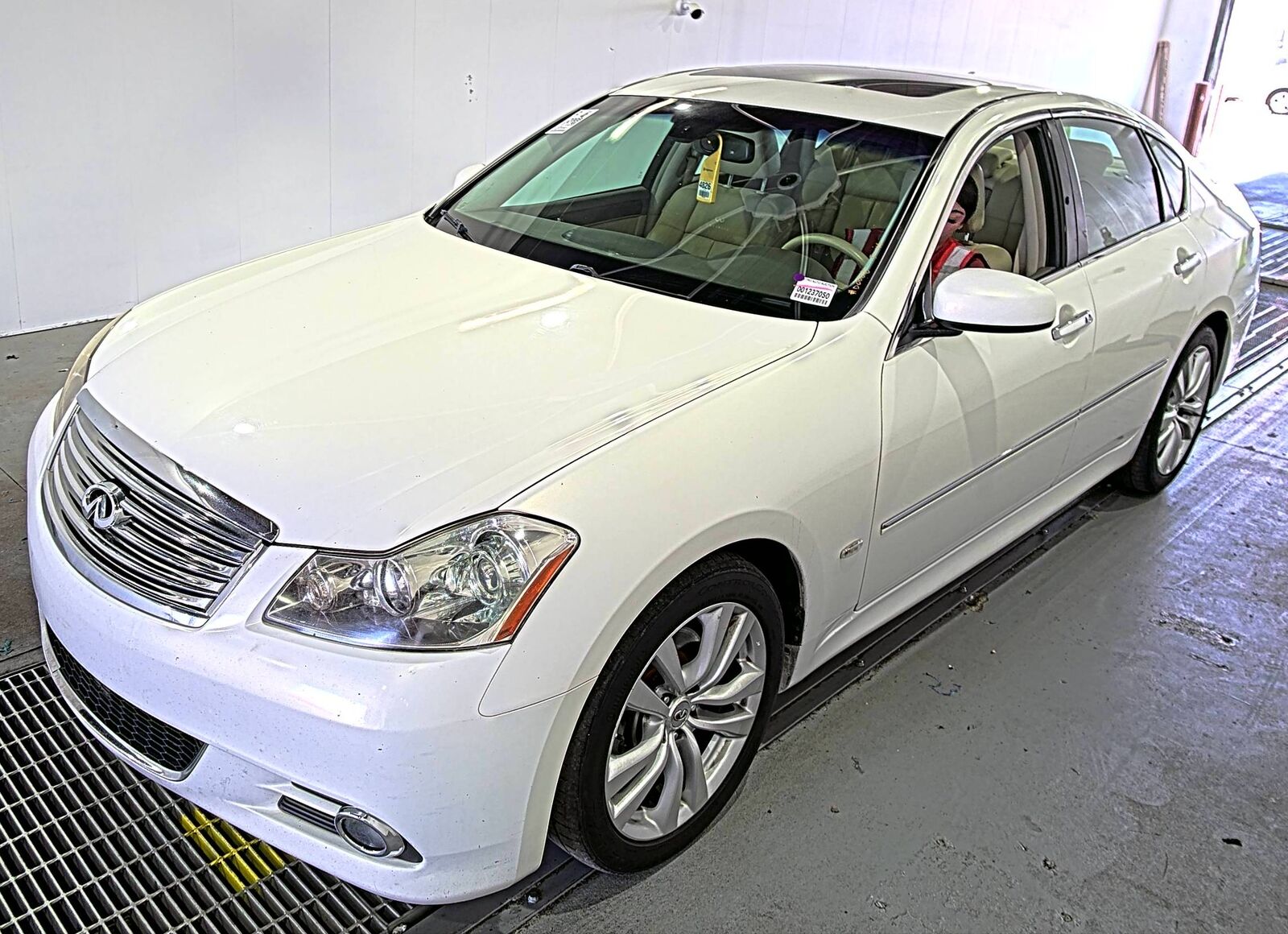Infiniti M35