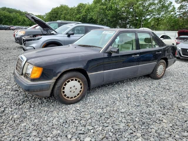 Mercedes-Benz 300