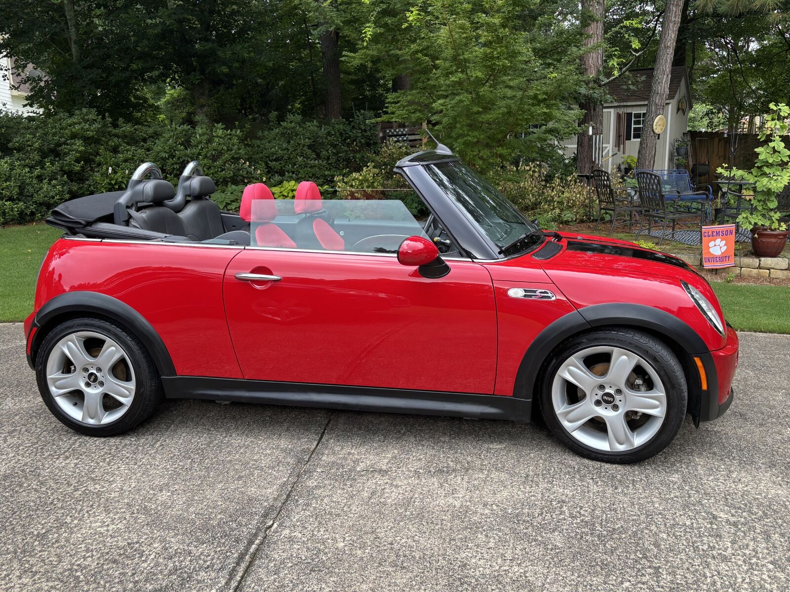 MINI Cooper Convertible