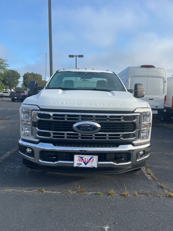 2025 FORD F-350