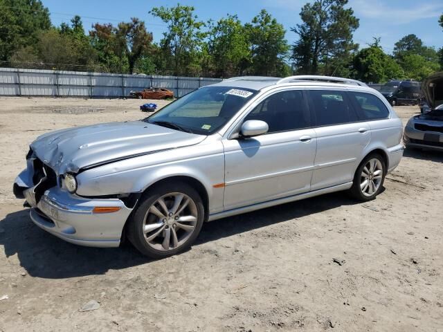 Jaguar X-Type