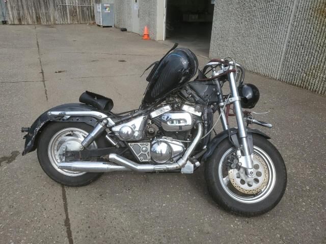 Suzuki VZ800
