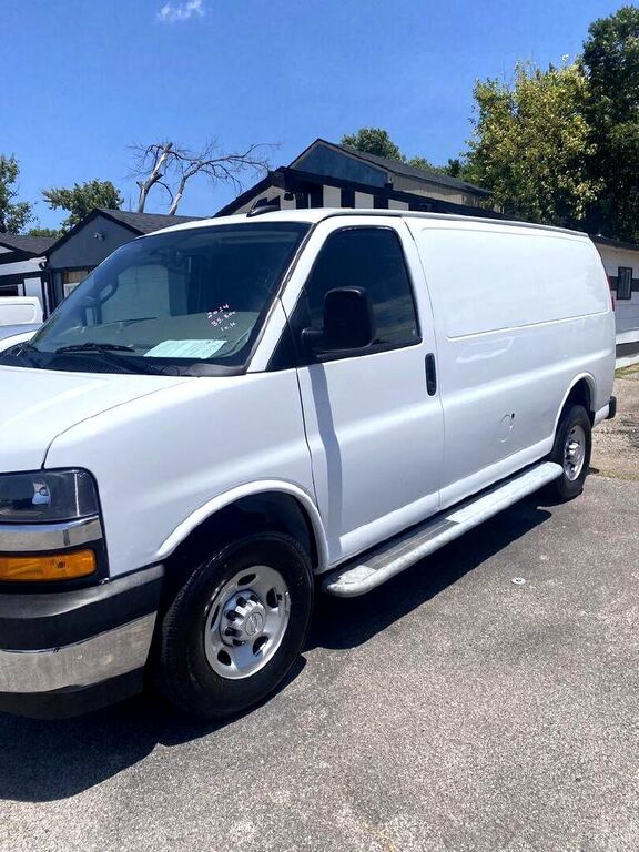 2024 CHEVROLET Express