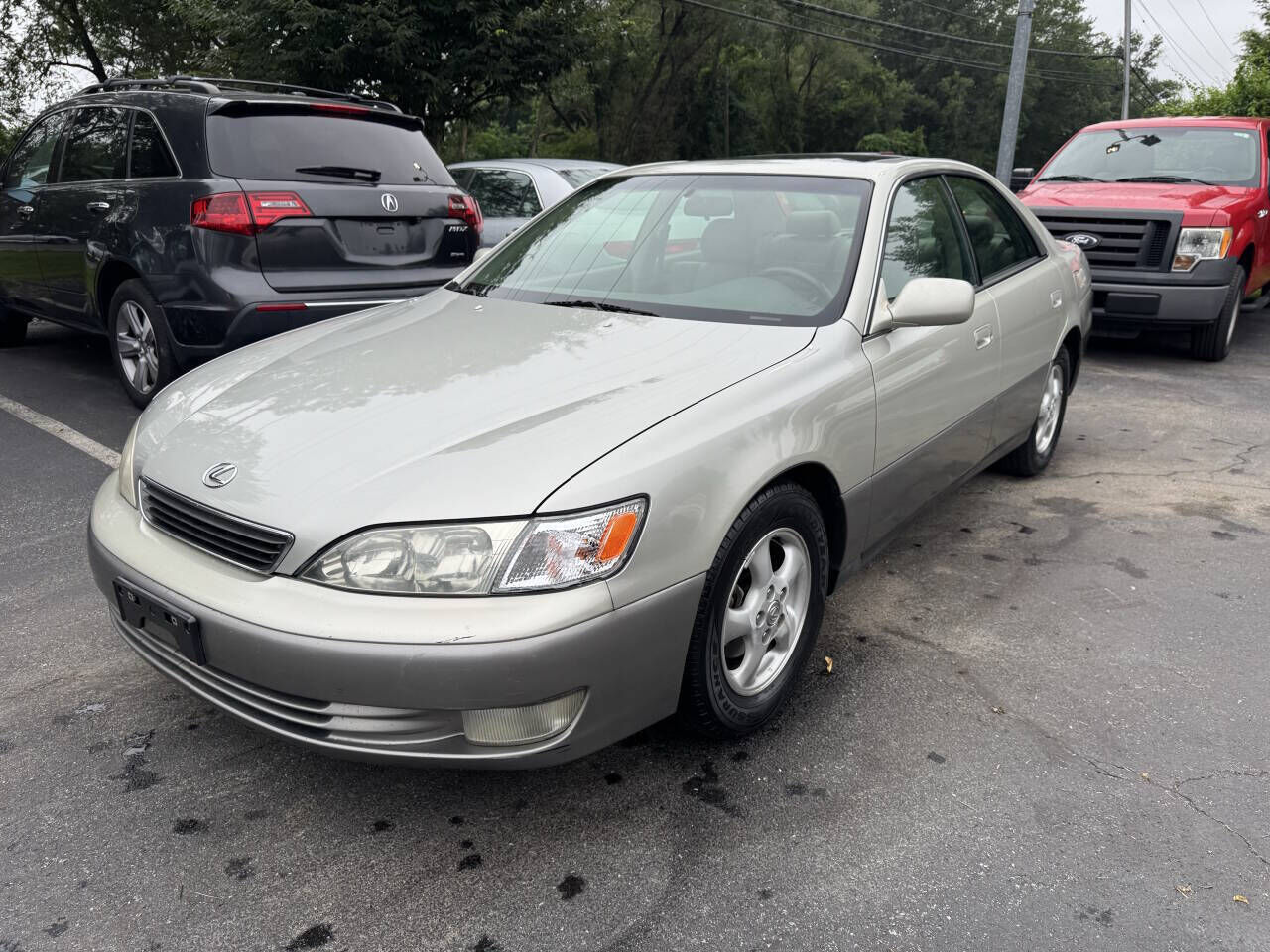 Lexus ES