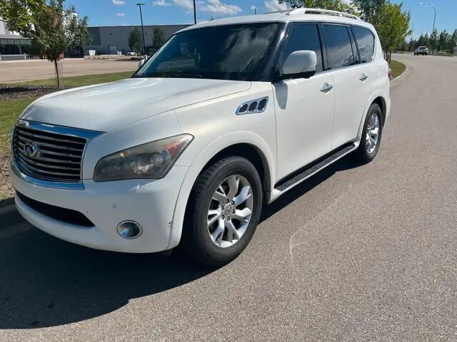 Infiniti QX56