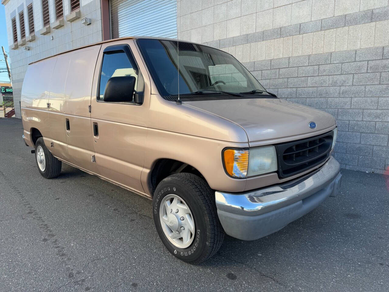 Ford E-250