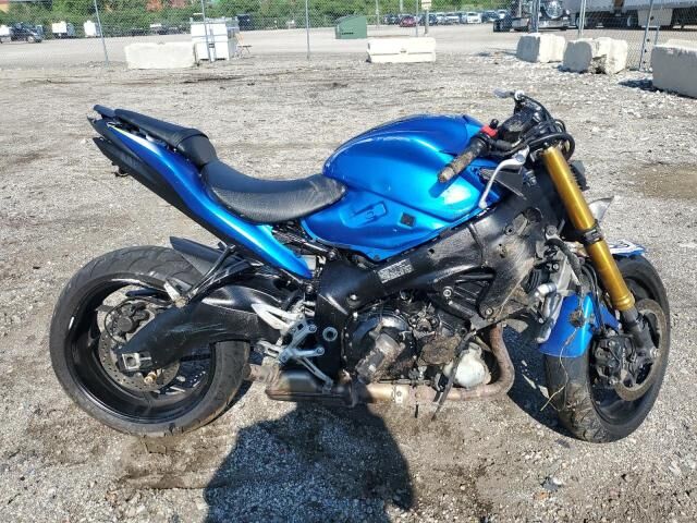 Suzuki GSX-S1000FA
