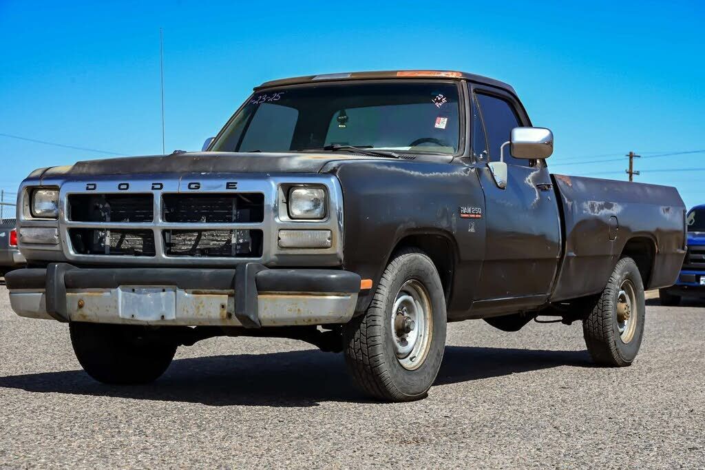 Dodge D-Series