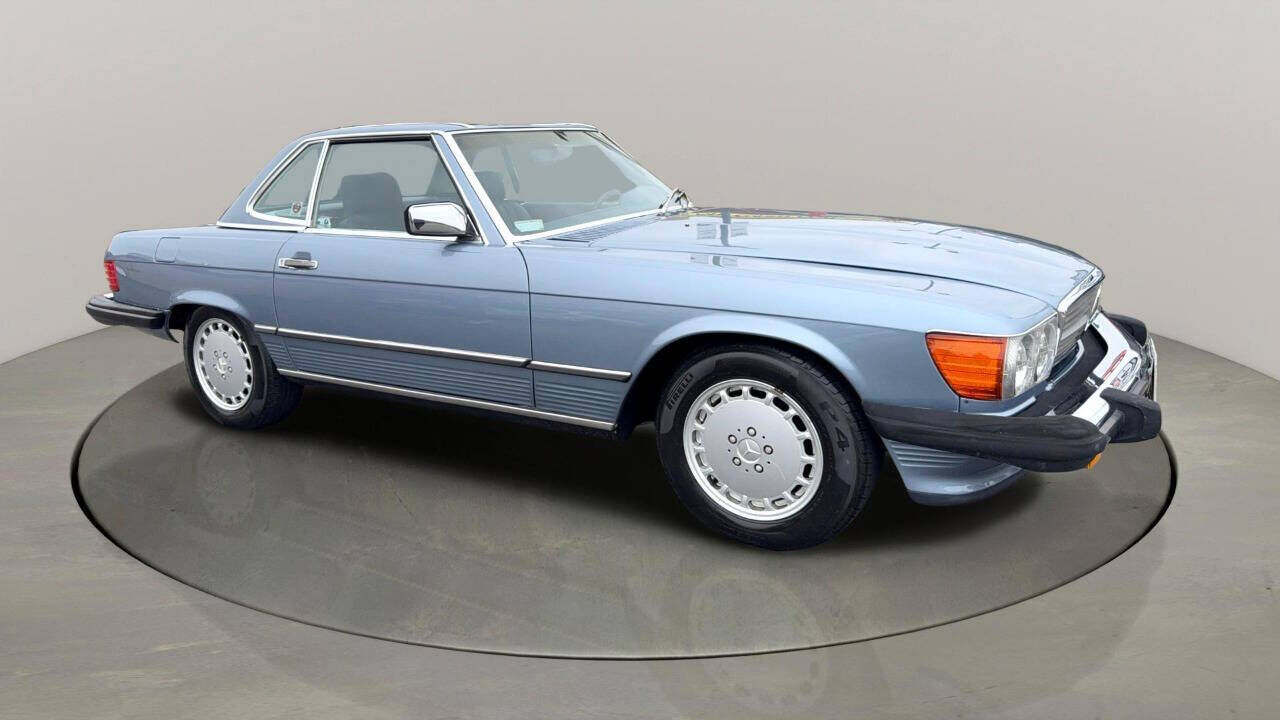 MERCEDES-BENZ