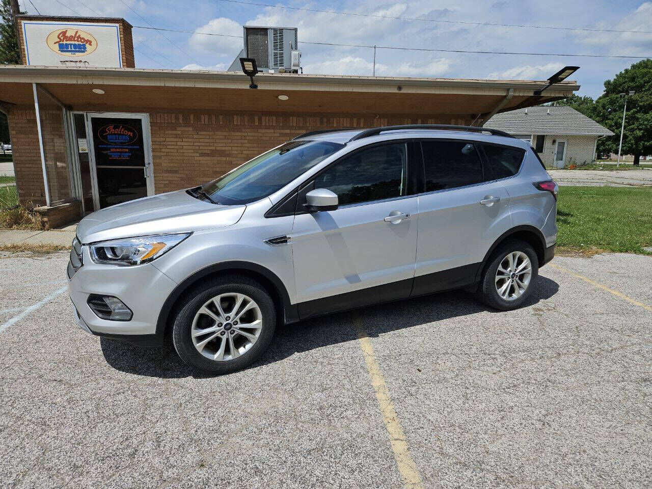 2017 FORD Escape