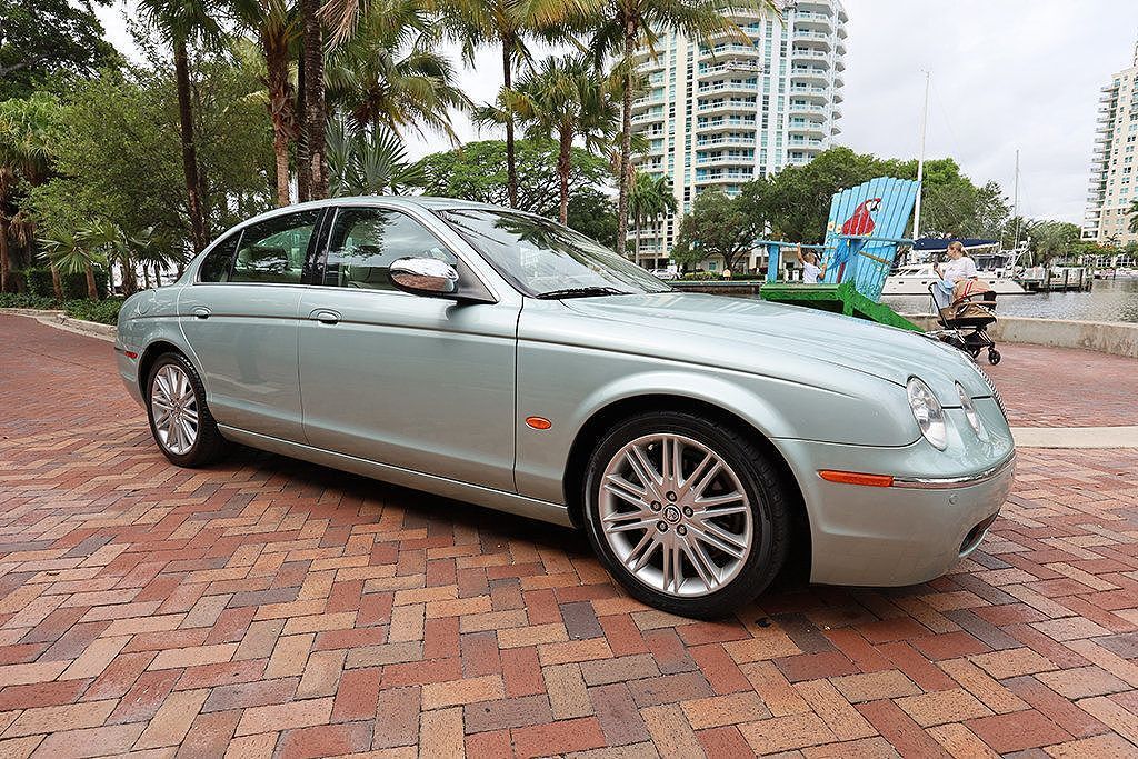Jaguar S-Type