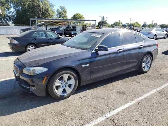 BMW 528i