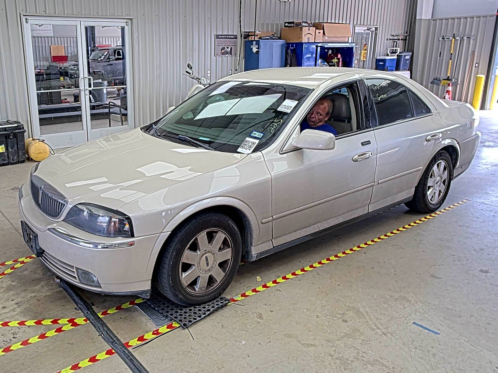 Lincoln LS