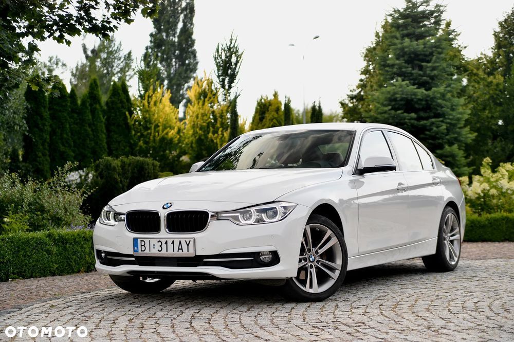 BMW 330i