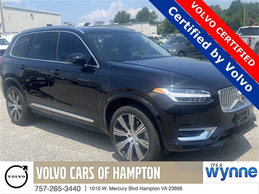 2023 VOLVO XC90