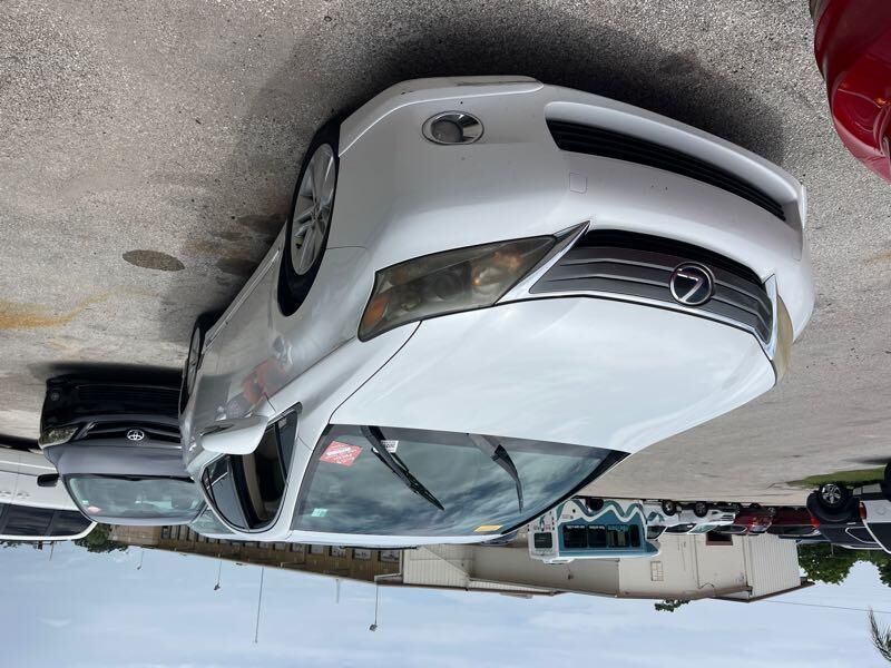 Lexus HS