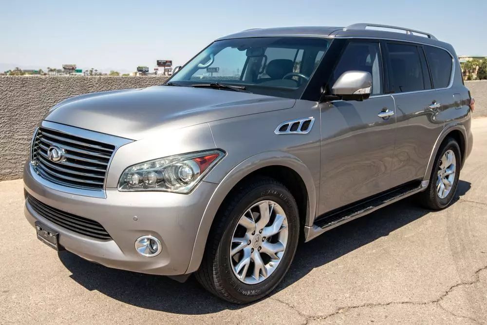 Infiniti QX56