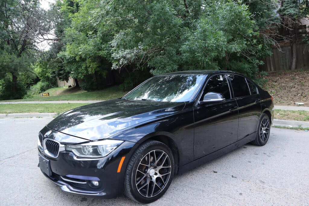 BMW 328i