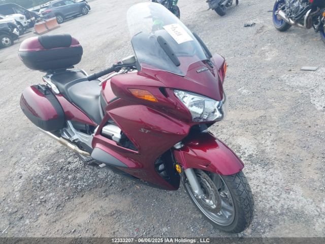 Honda ST1300A