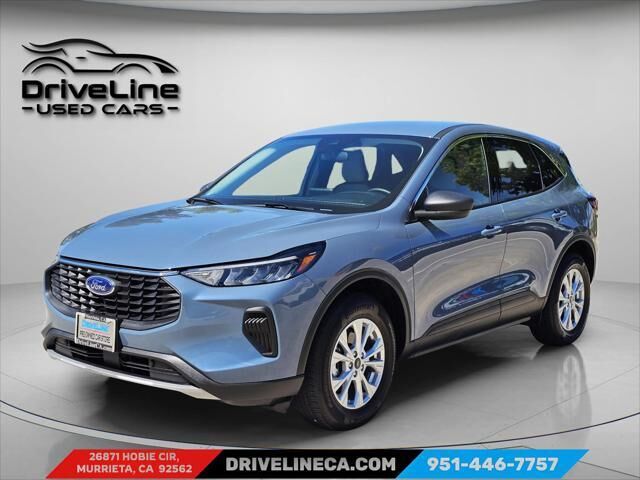 2024 FORD Escape