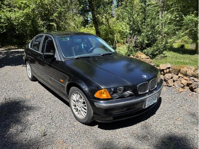 BMW 328i