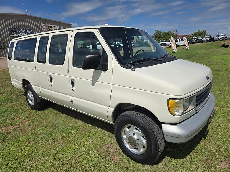 Ford E-350