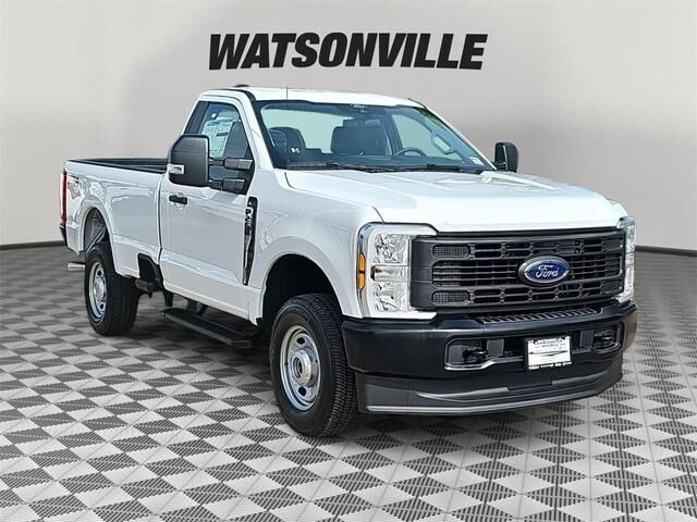 2025 FORD F-250