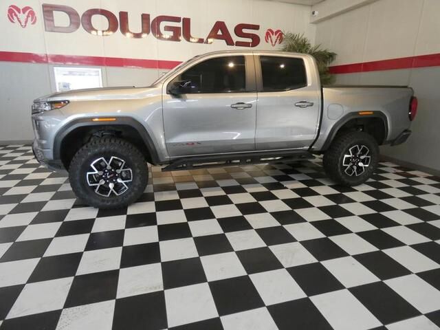 2023 GMC Canyon