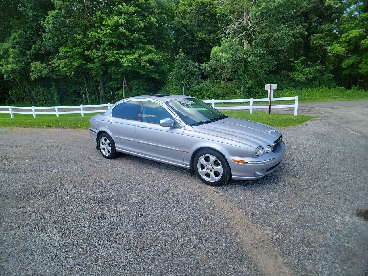 Jaguar X-Type