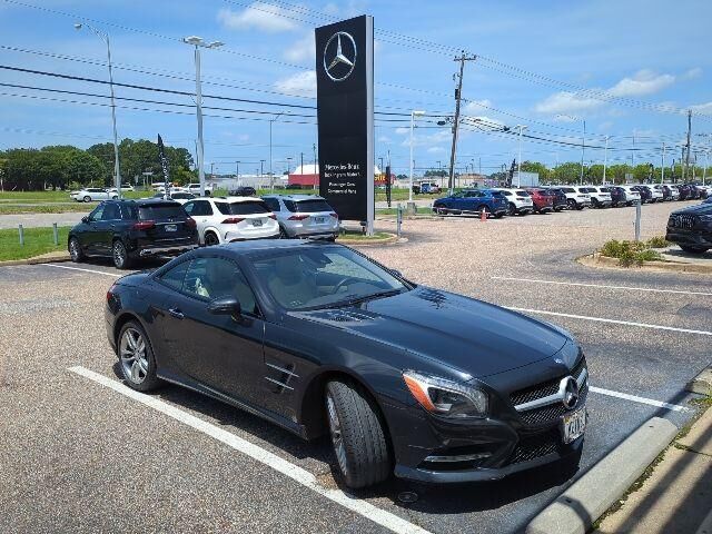 Mercedes-Benz SL-Class