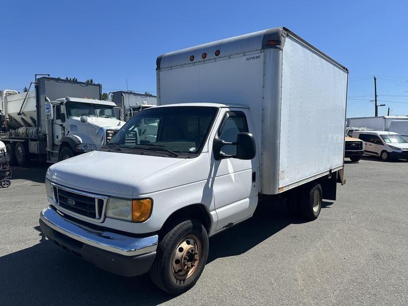 Ford E-350