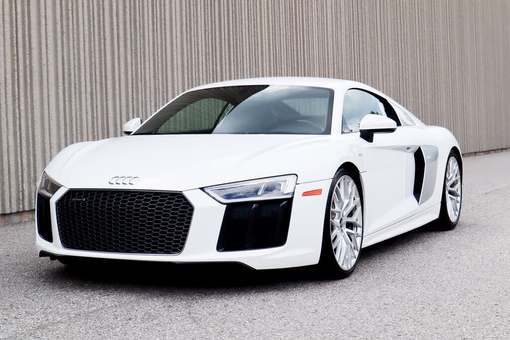 Audi R8