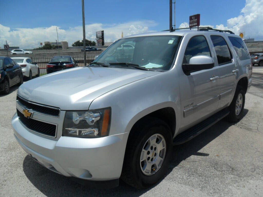 2014 CHEVROLET Tahoe