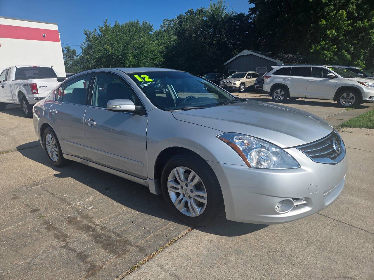 2012 NISSAN Altima