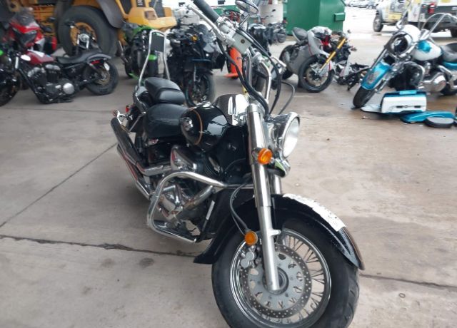 Suzuki VL800K